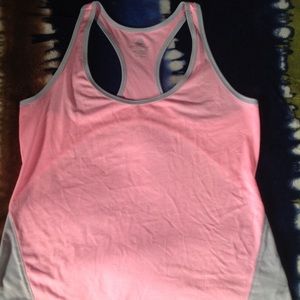 Old navy active tank